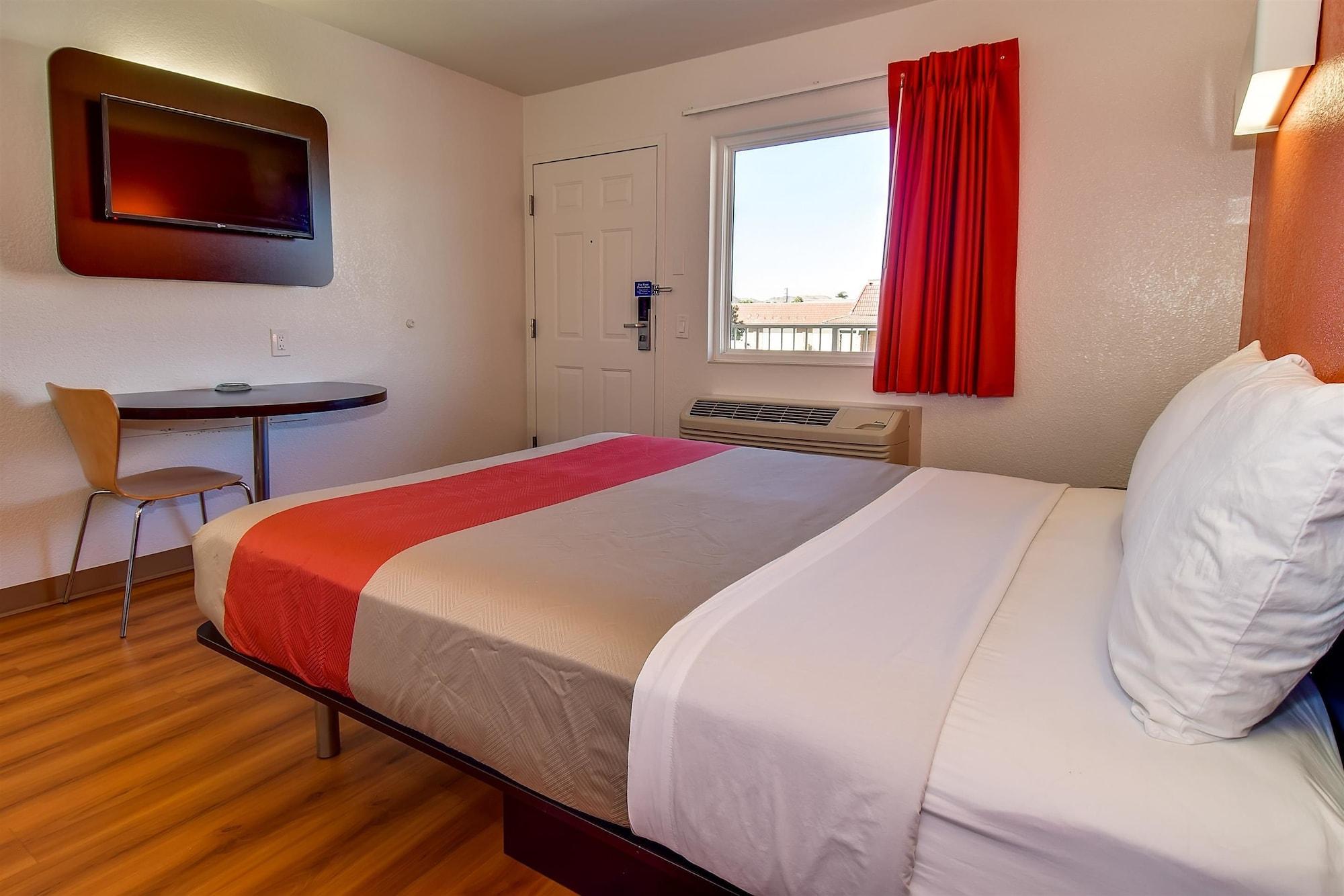 Motel 6-Riverside, Ca - South Exterior photo