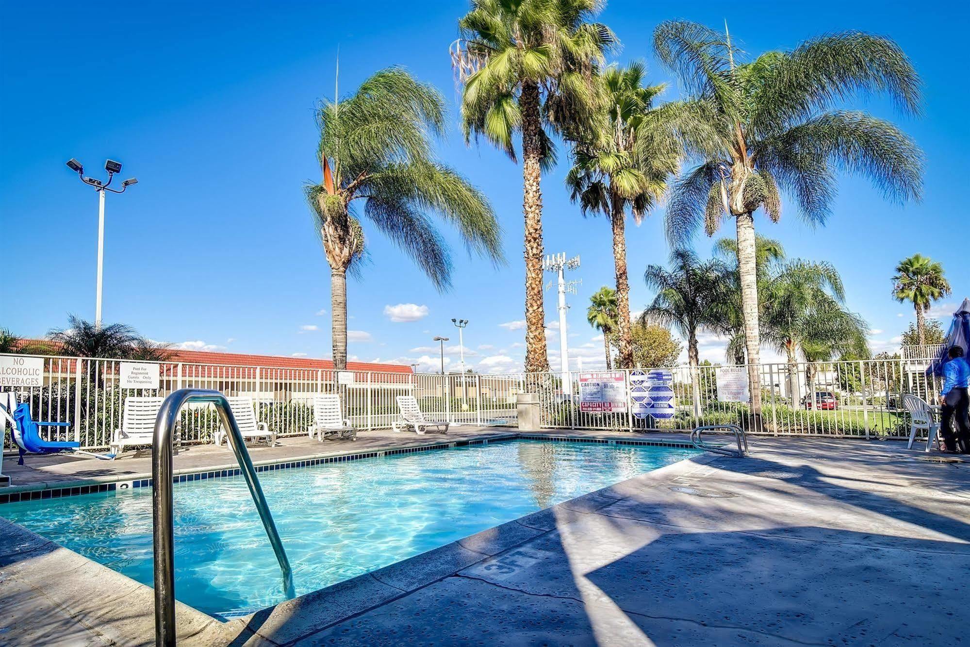 Motel 6-Riverside, Ca - South Exterior photo